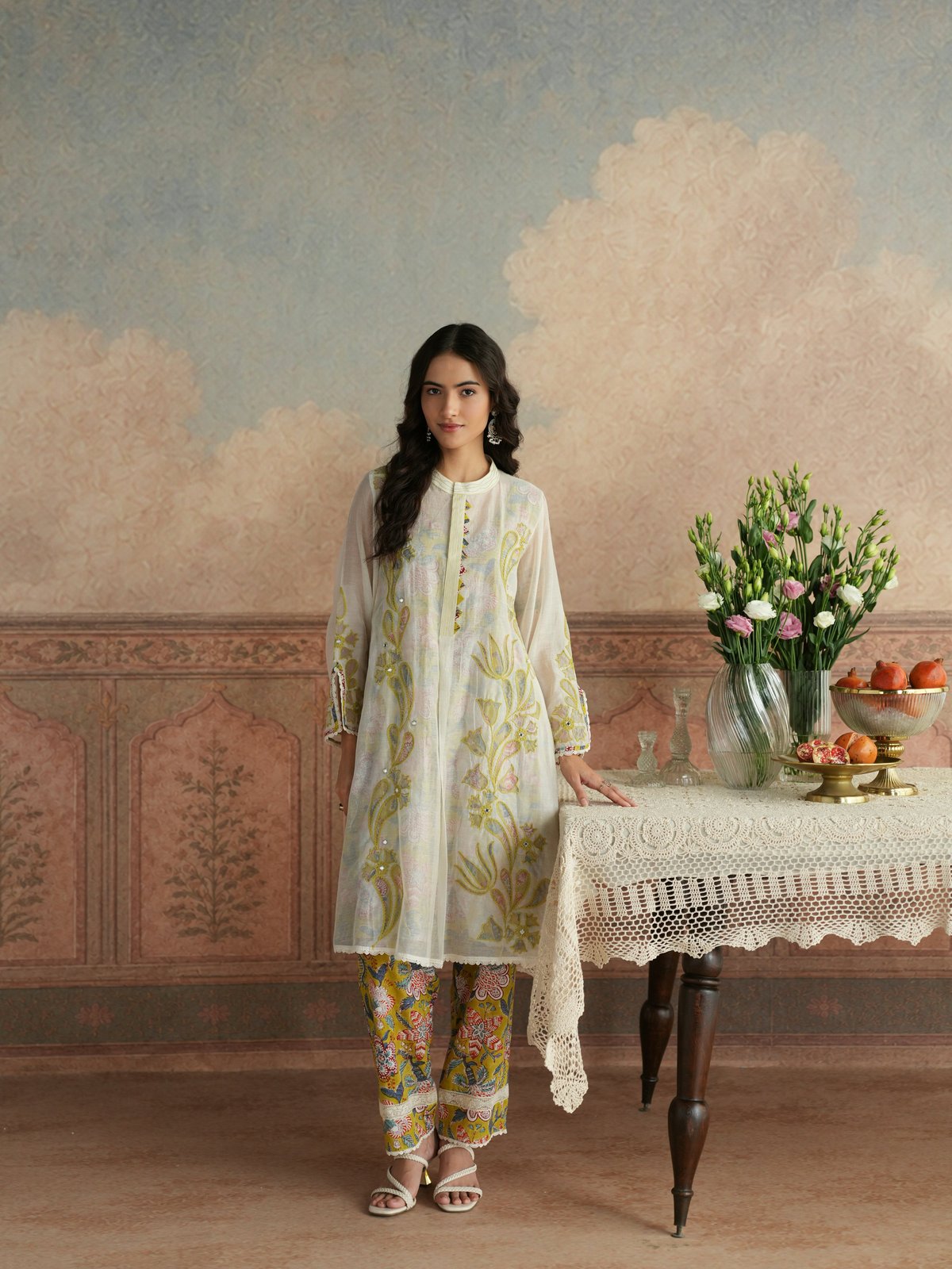 OFF WHITE & MEHENDI GREEN A-LINE KURTA WITH PANT