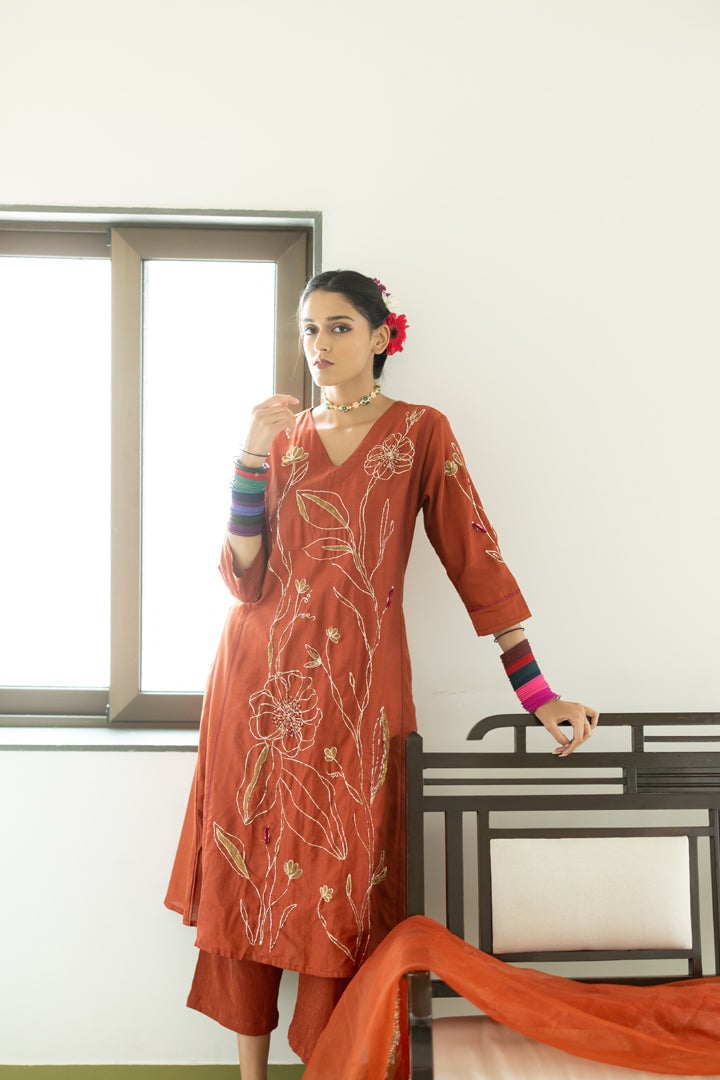 Rajasvi Embroidered Kurta Set