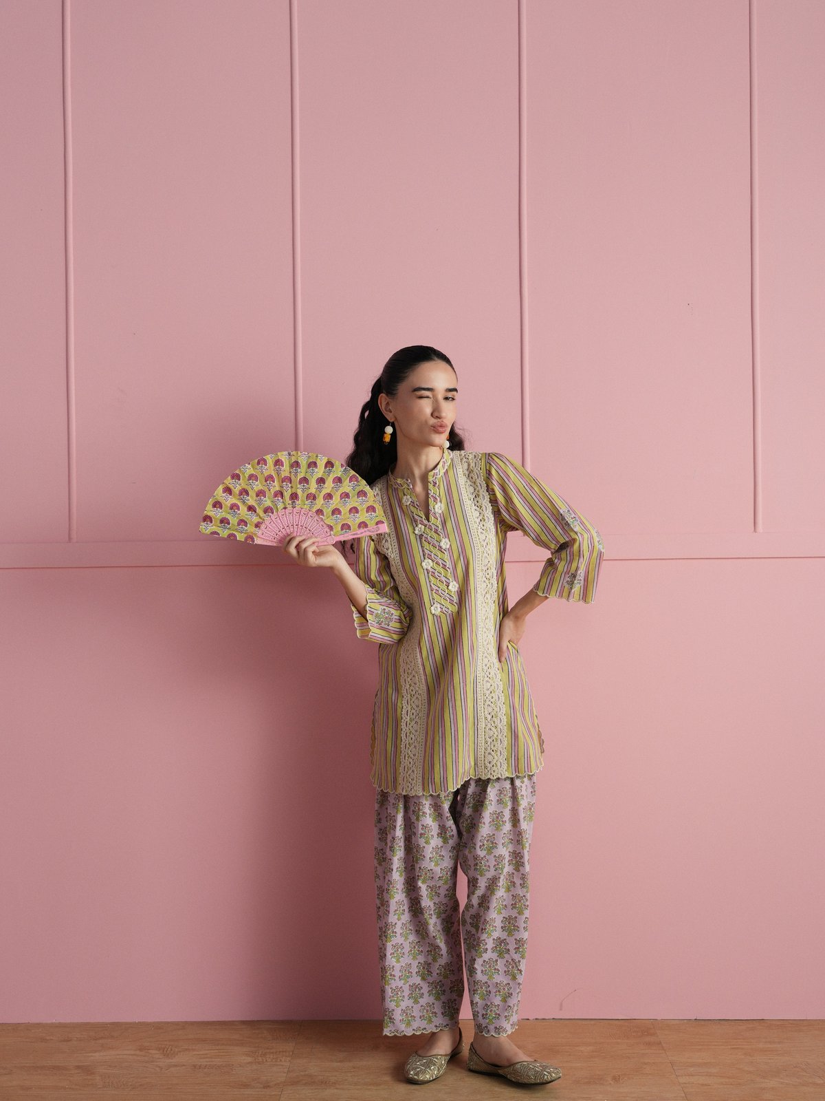STRIPED KURTA WITH LAVENDER FLORA PRINT SALWAR AND DUPATTA