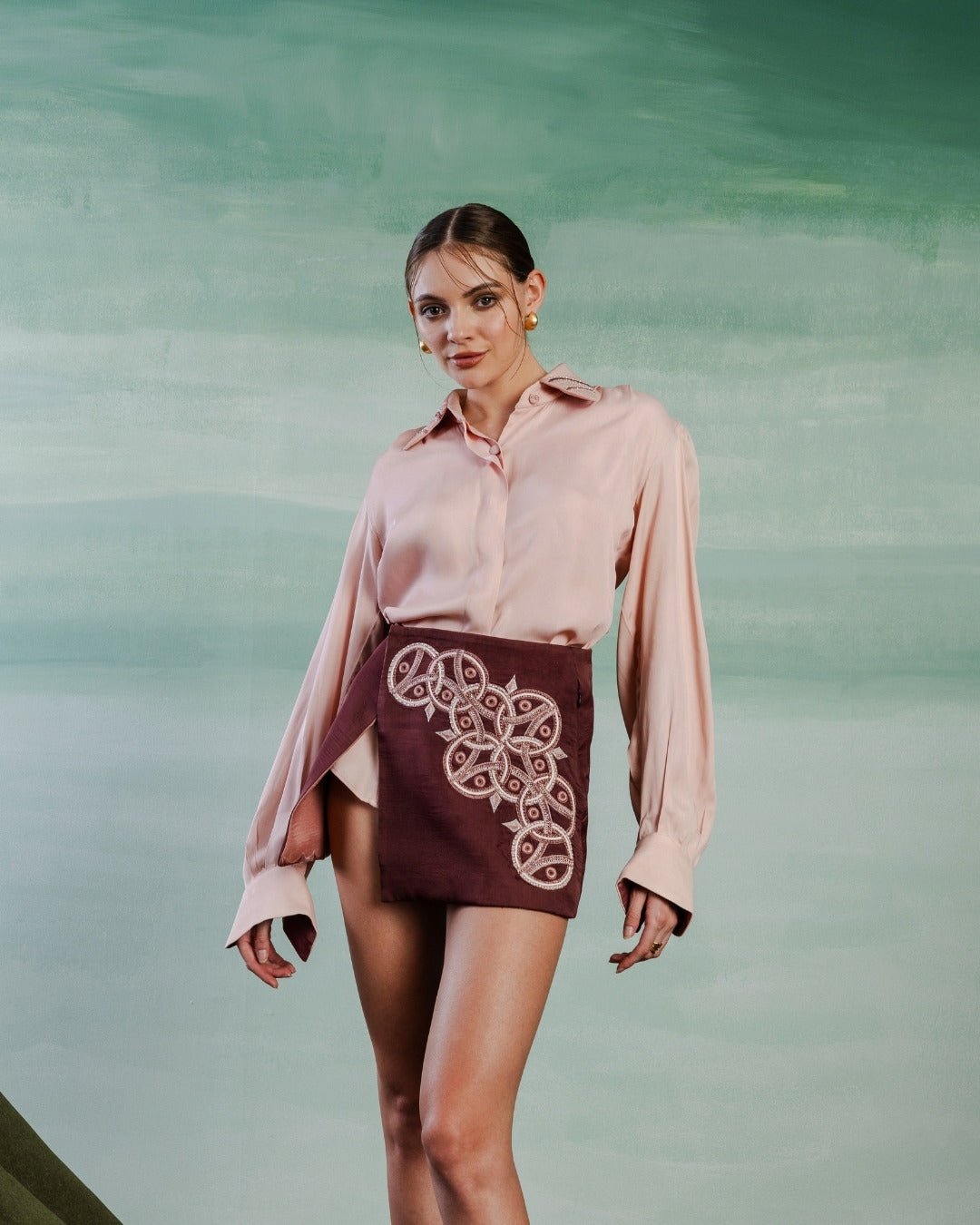 Romanesque Elegance - Shirt