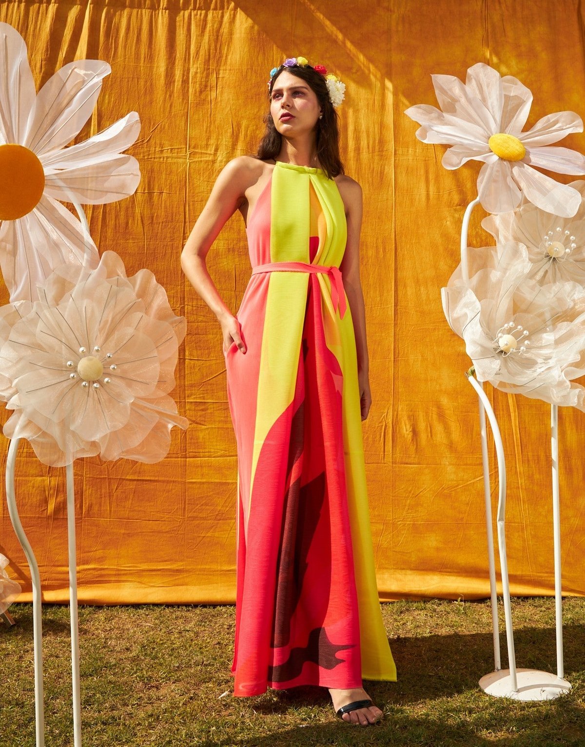 Fluorescent Halter Neck Colorblock Pleated Maxi Dress