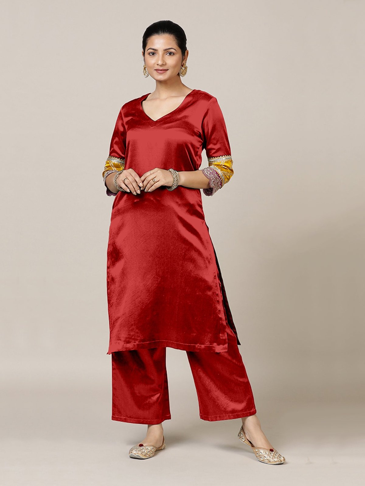 Kainaat Tyohaar Kurta Set