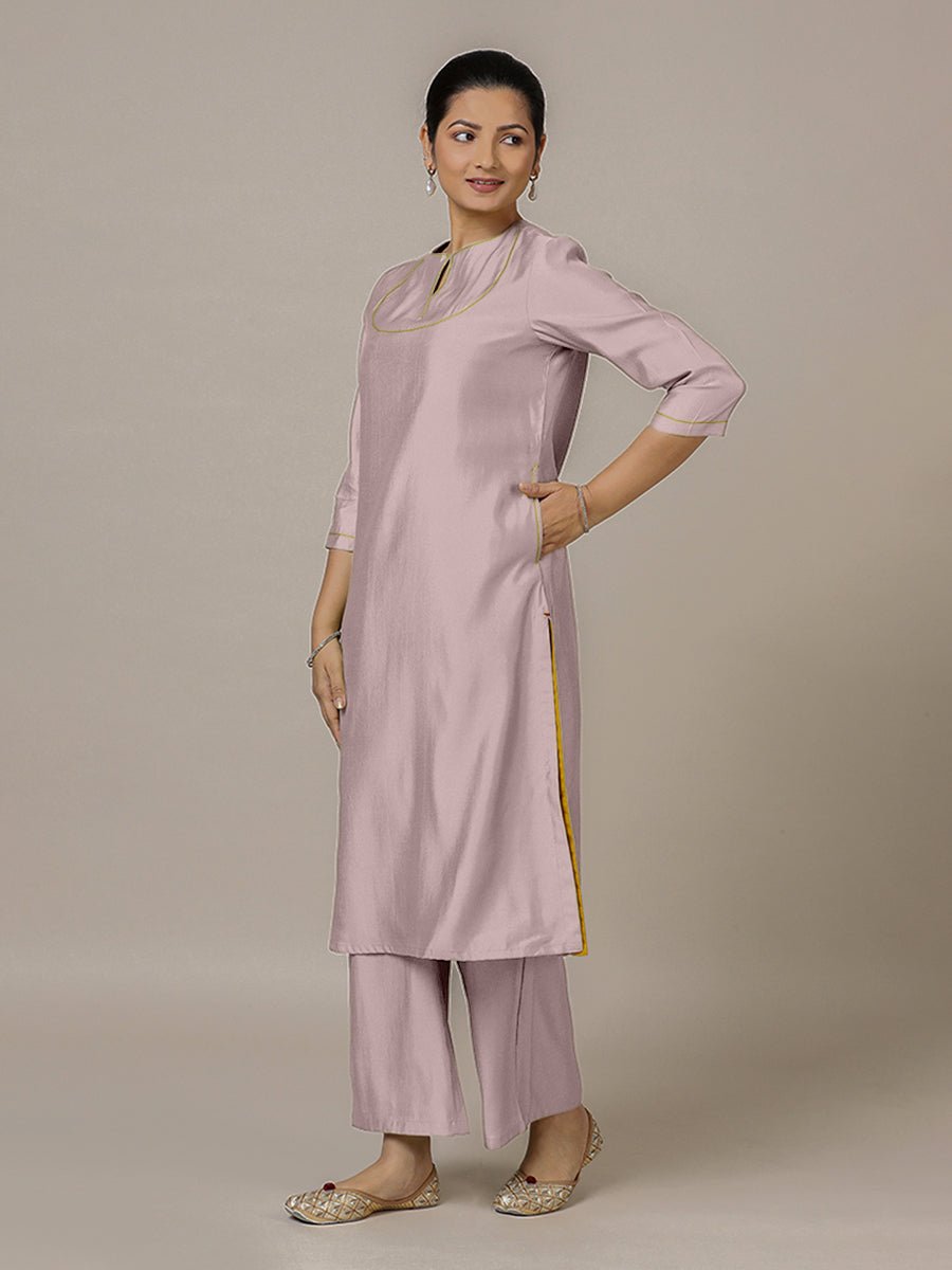 Zoya Rozaana Kurta