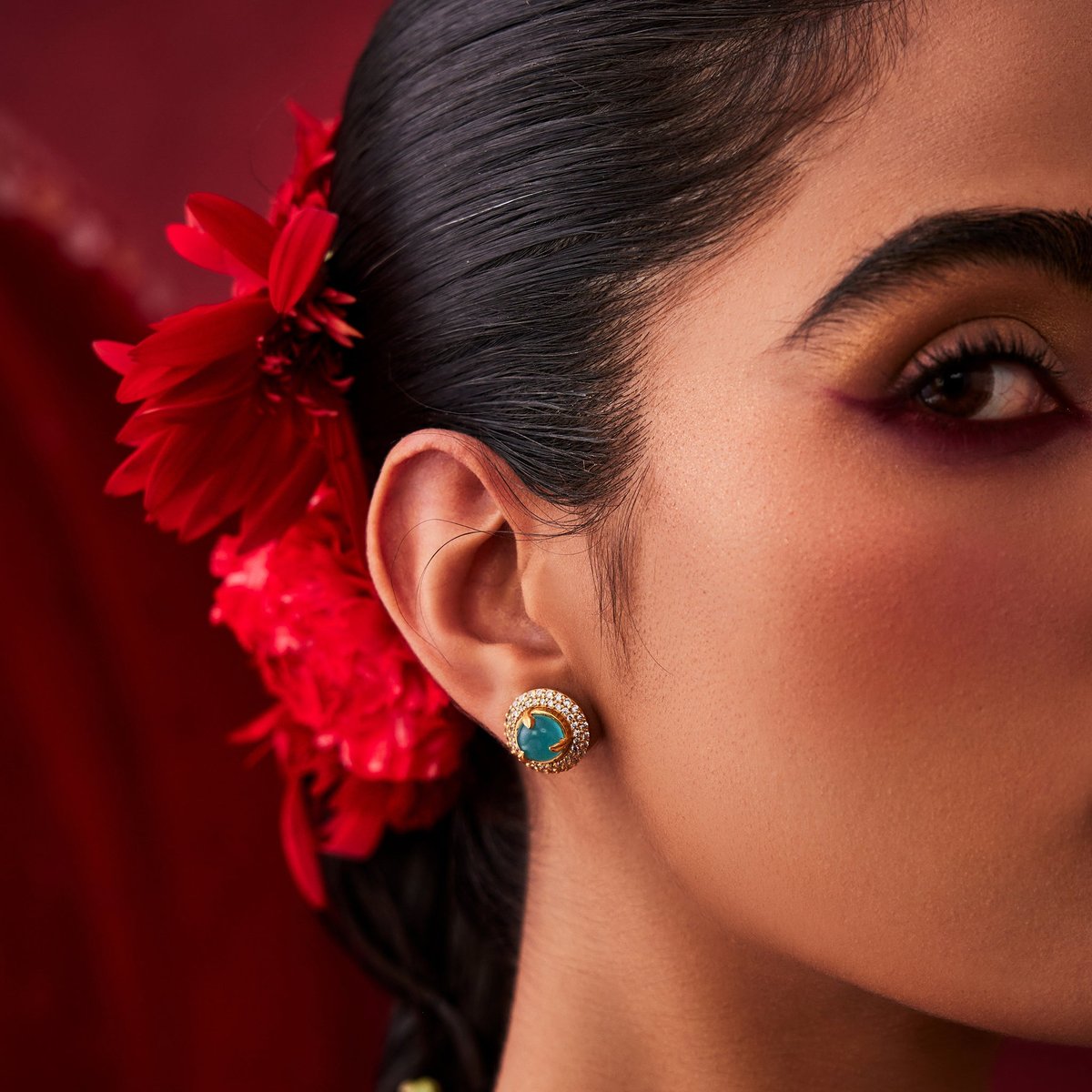 Odeta Aqua Studs