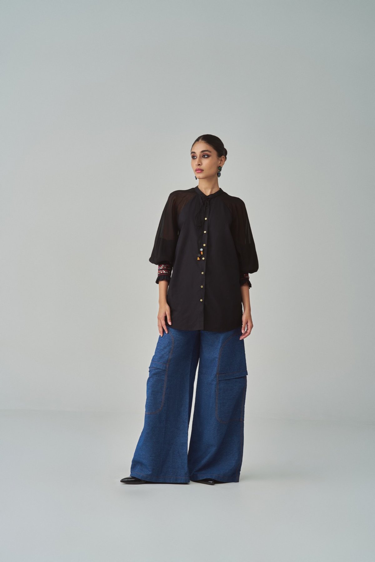 Blue Mid-Rise Flared Jeans with Pocket-Panel Stitch Detail