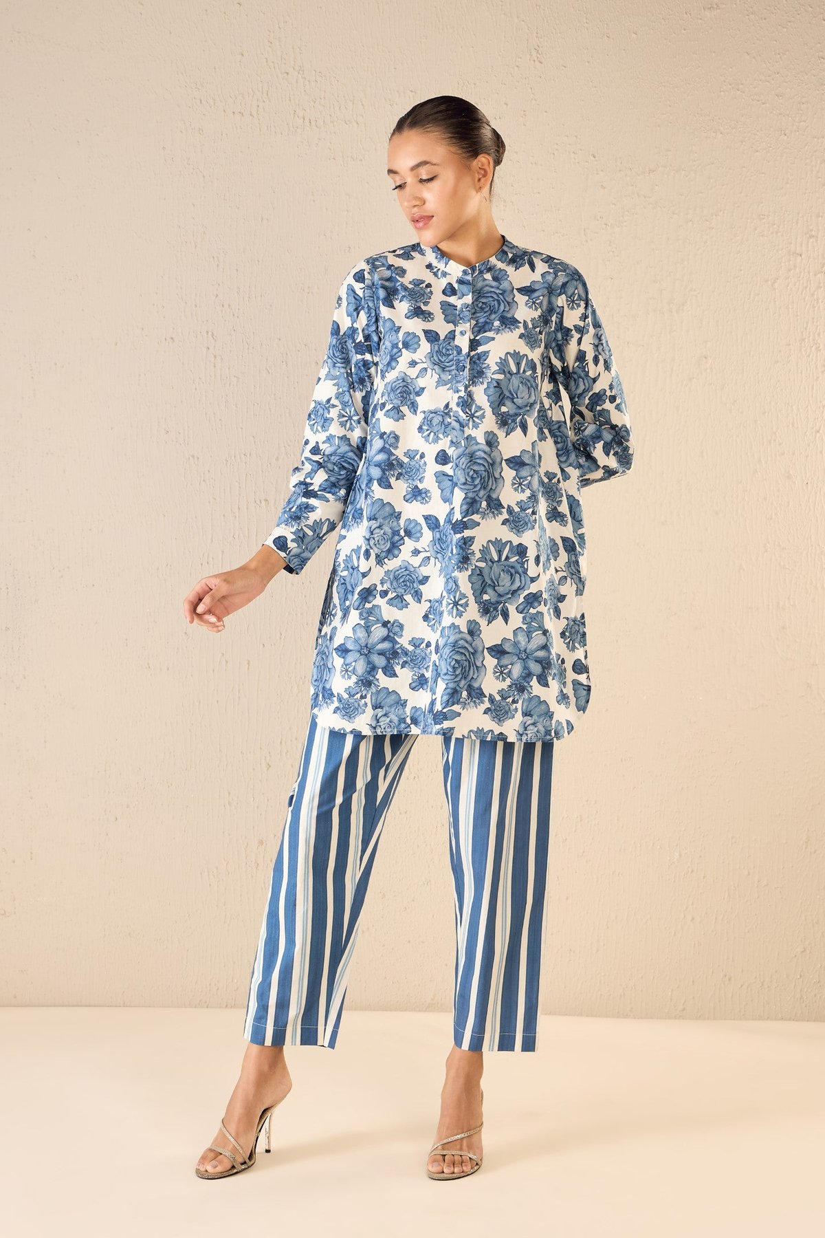 Blue Blosom: Blue Rose Tunic Co-Ord Set