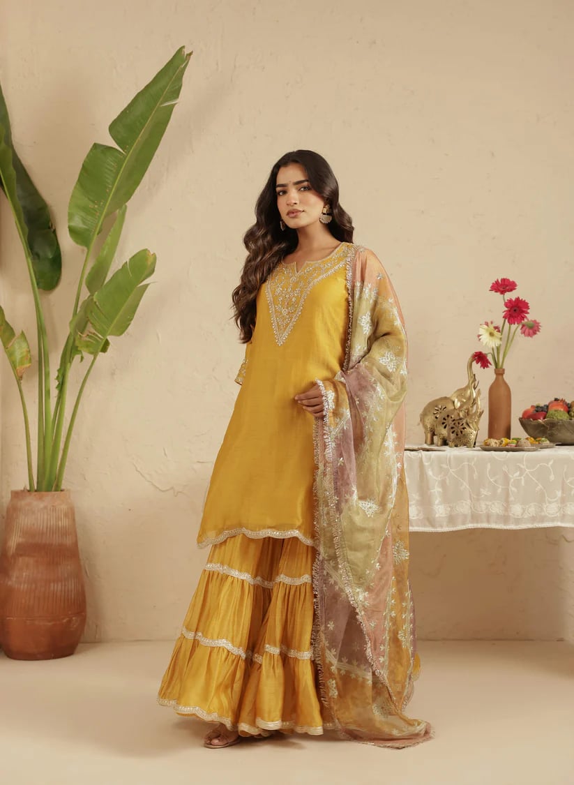 Dull Gold Garara Set