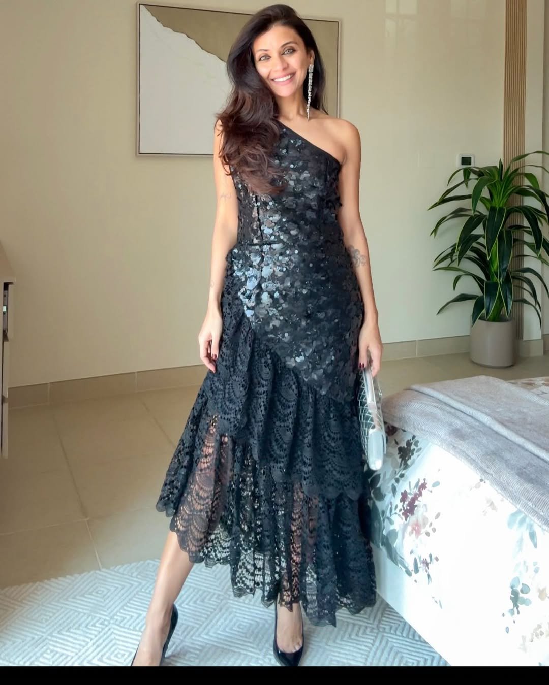Black One-Shoulder Sequin and Lace Midi Dress