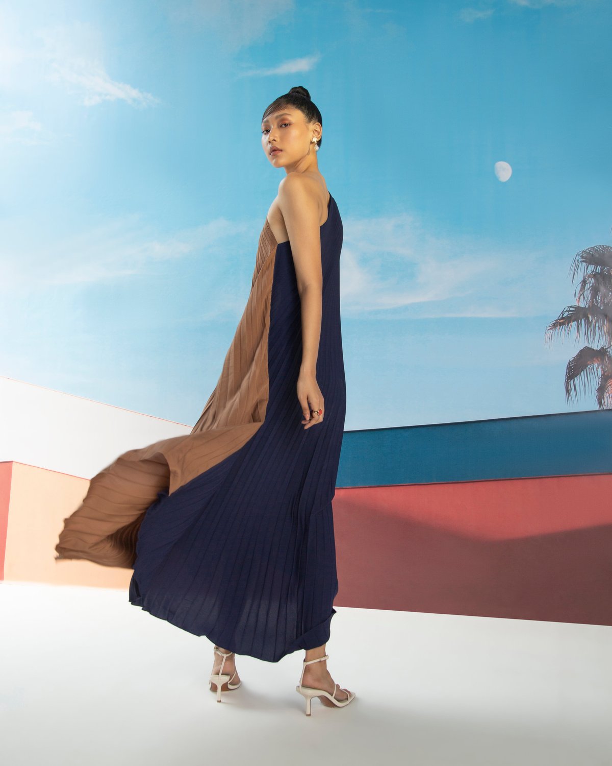 Blue/Brown One-Shoulder Pleated Maxi Dress