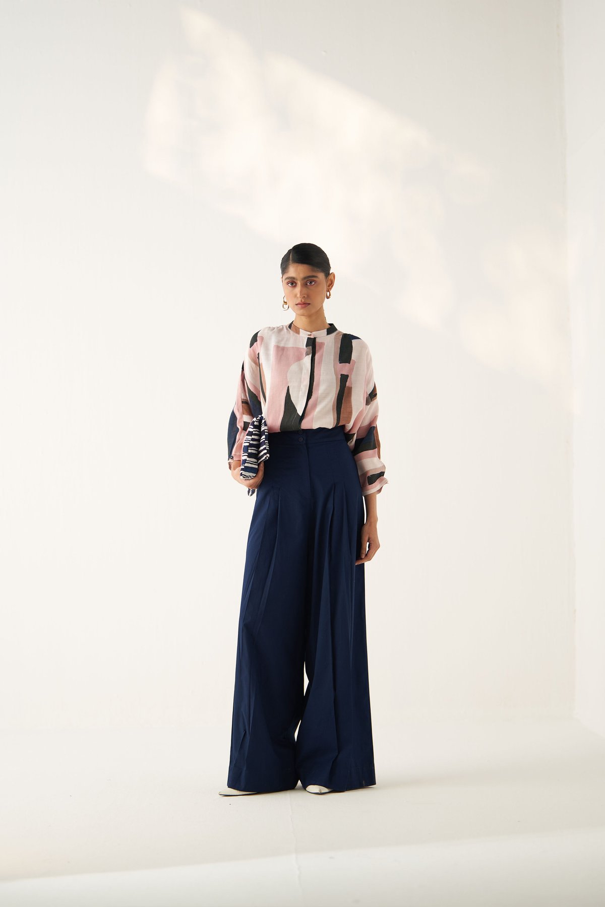 Multicolor Abstract Print Mandarin Collar Button-Down Top
