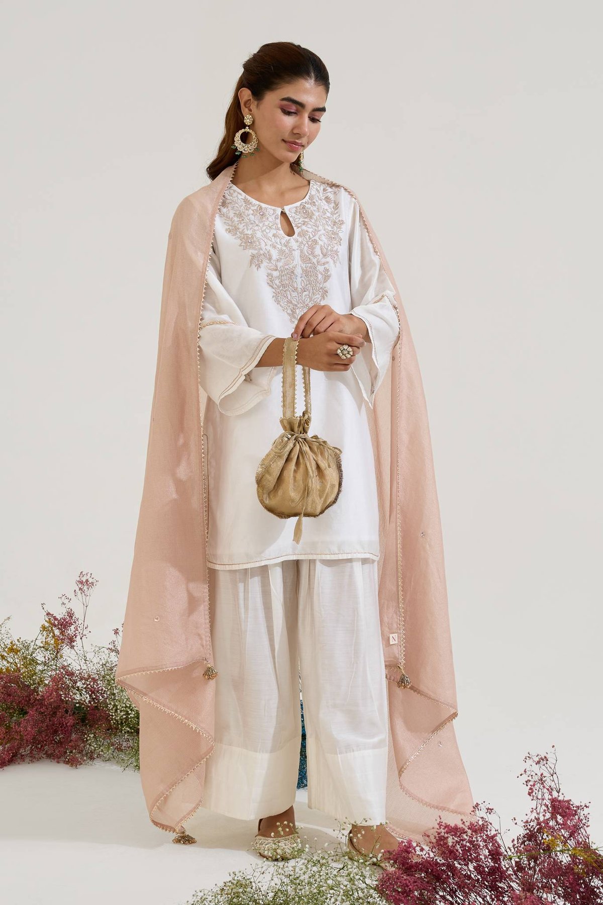 Rosy White Zari Dupatta