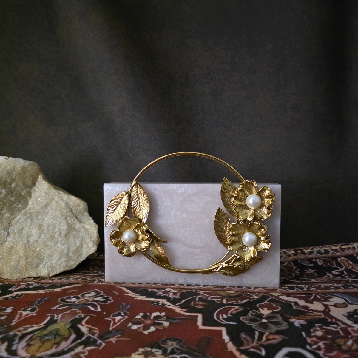 Floral Leaf Handle Resin Bag