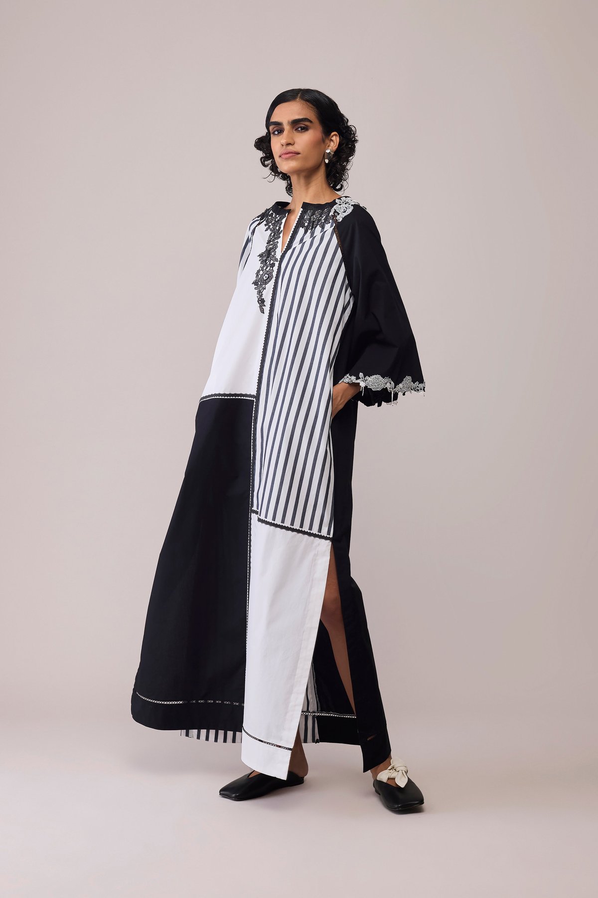 Black and White Colorblock Striped Maxi Dress with Lace
