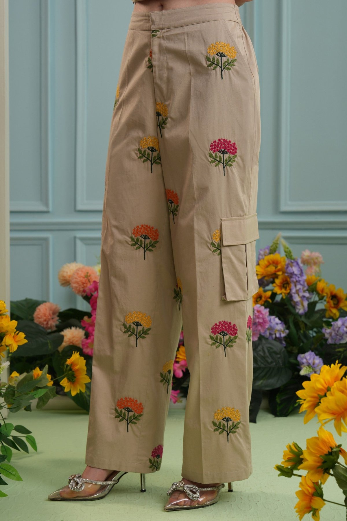 Too Sweet Cargo Pants- Beige Floral