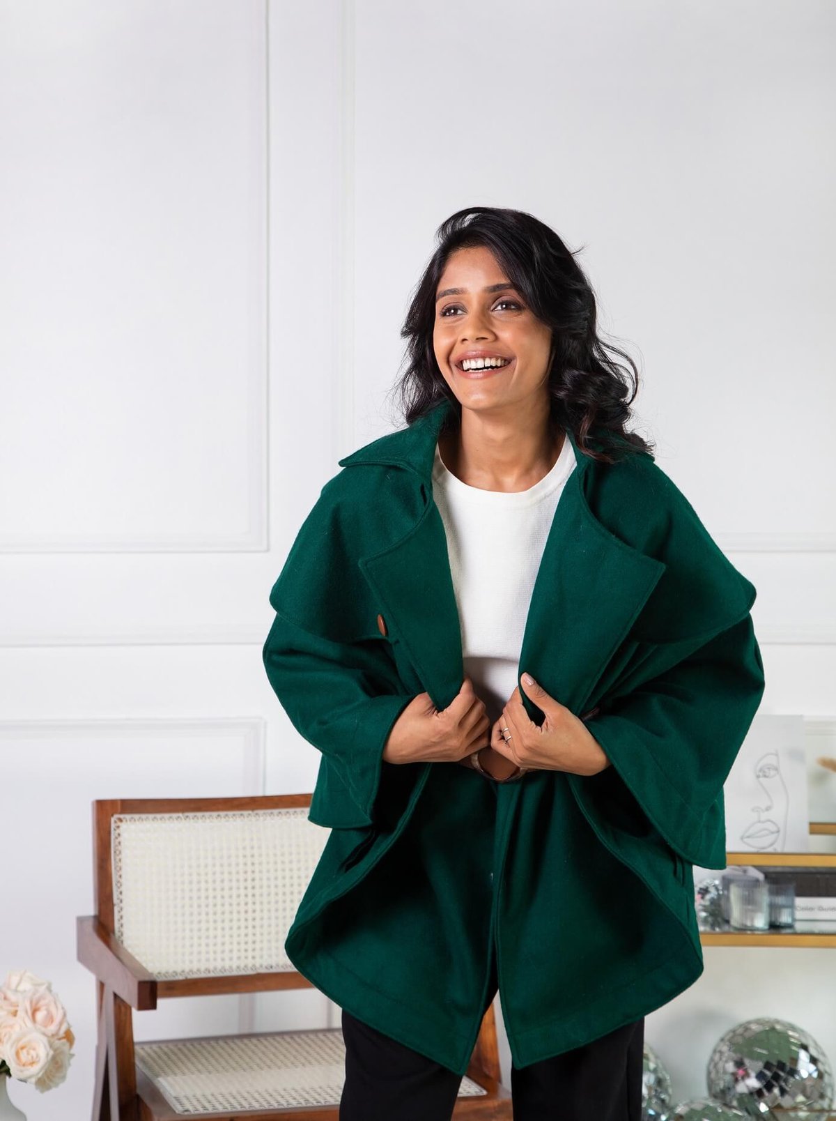 Dark Green Wool-Blend Belted Cape with Lapel Collar