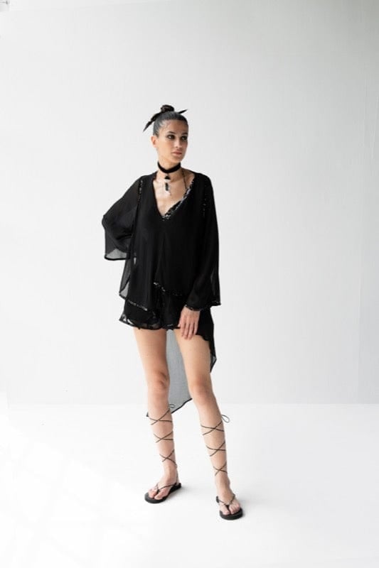 Loyka Asymmetrical Blouse