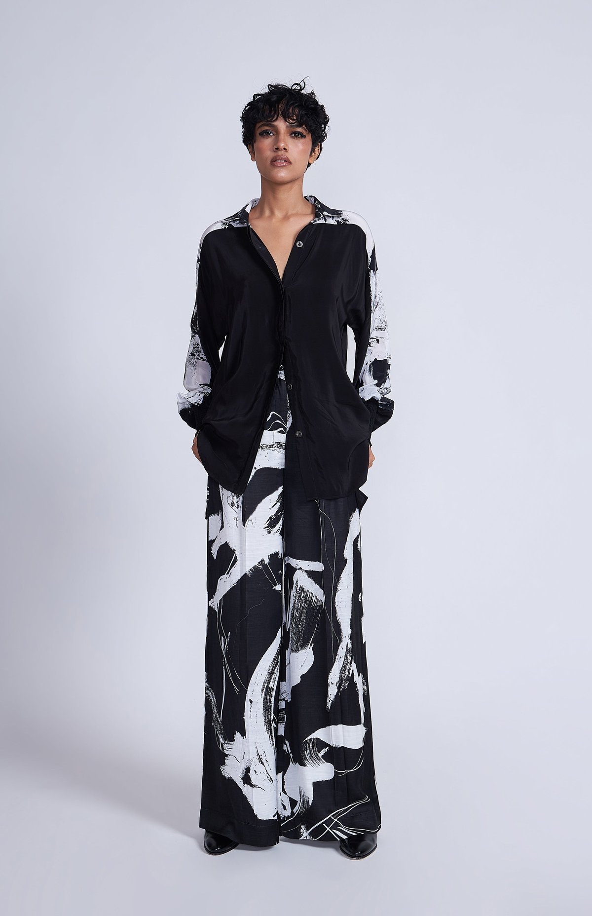 Black and White Abstract Print Wide-Leg Satin Trousers