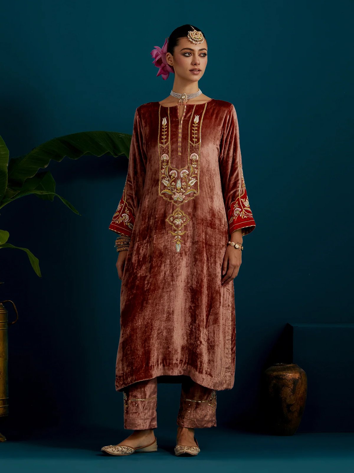 Dull Pink Velvet Notched Neck Embroidered A-Line Kurta