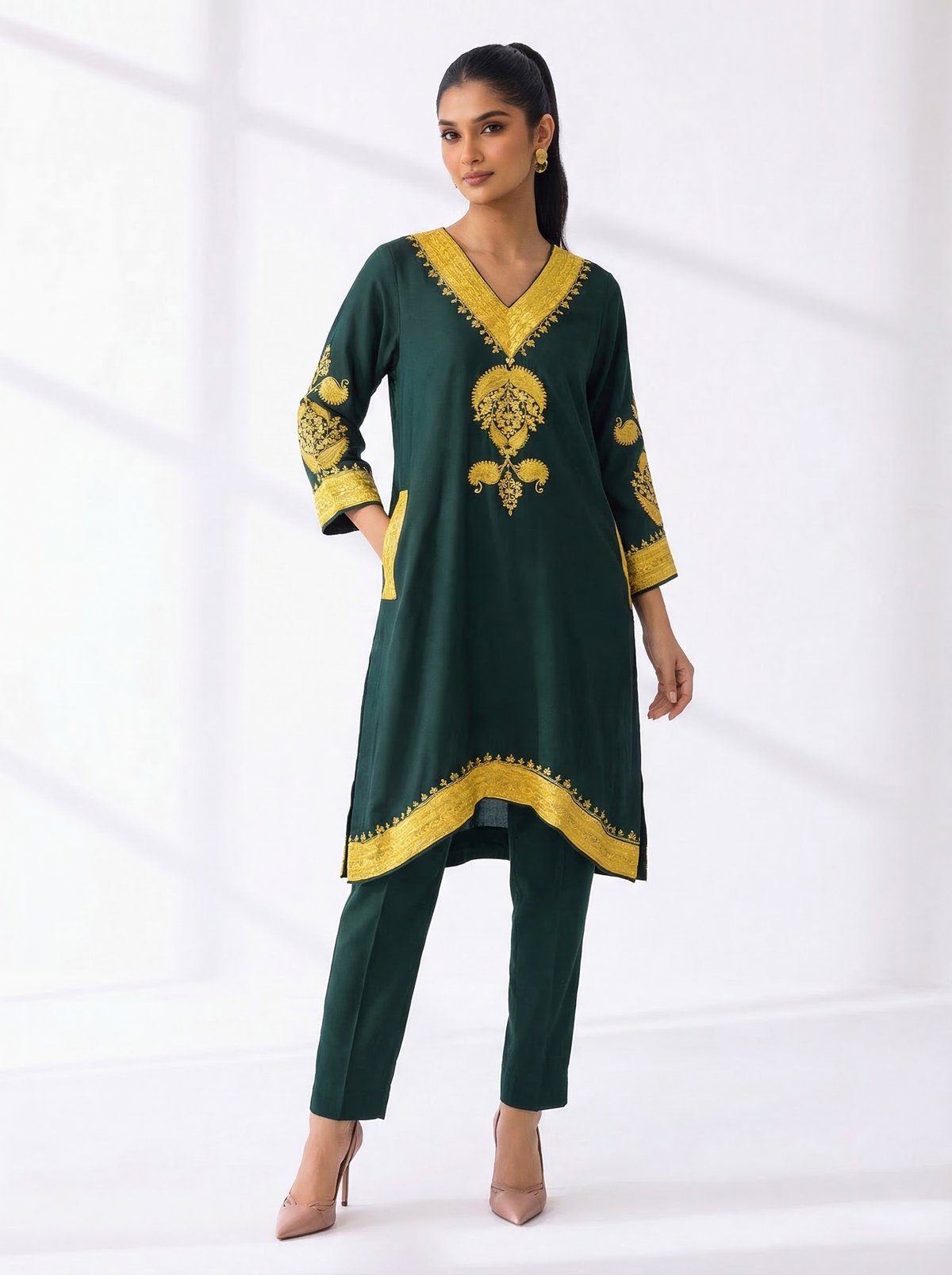 Applique Crepe Phiran
