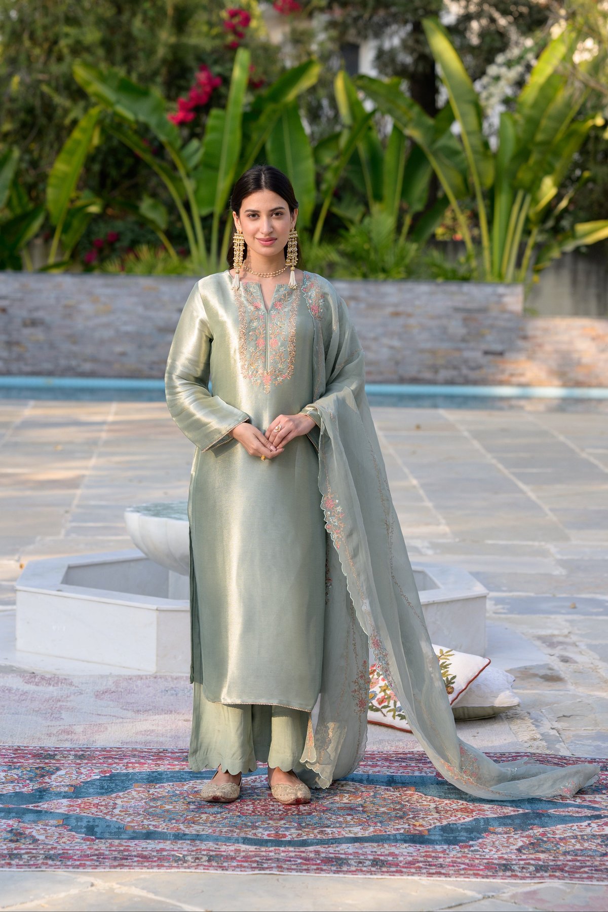 Sage Green Thread Embroidery Scallop Suit Set