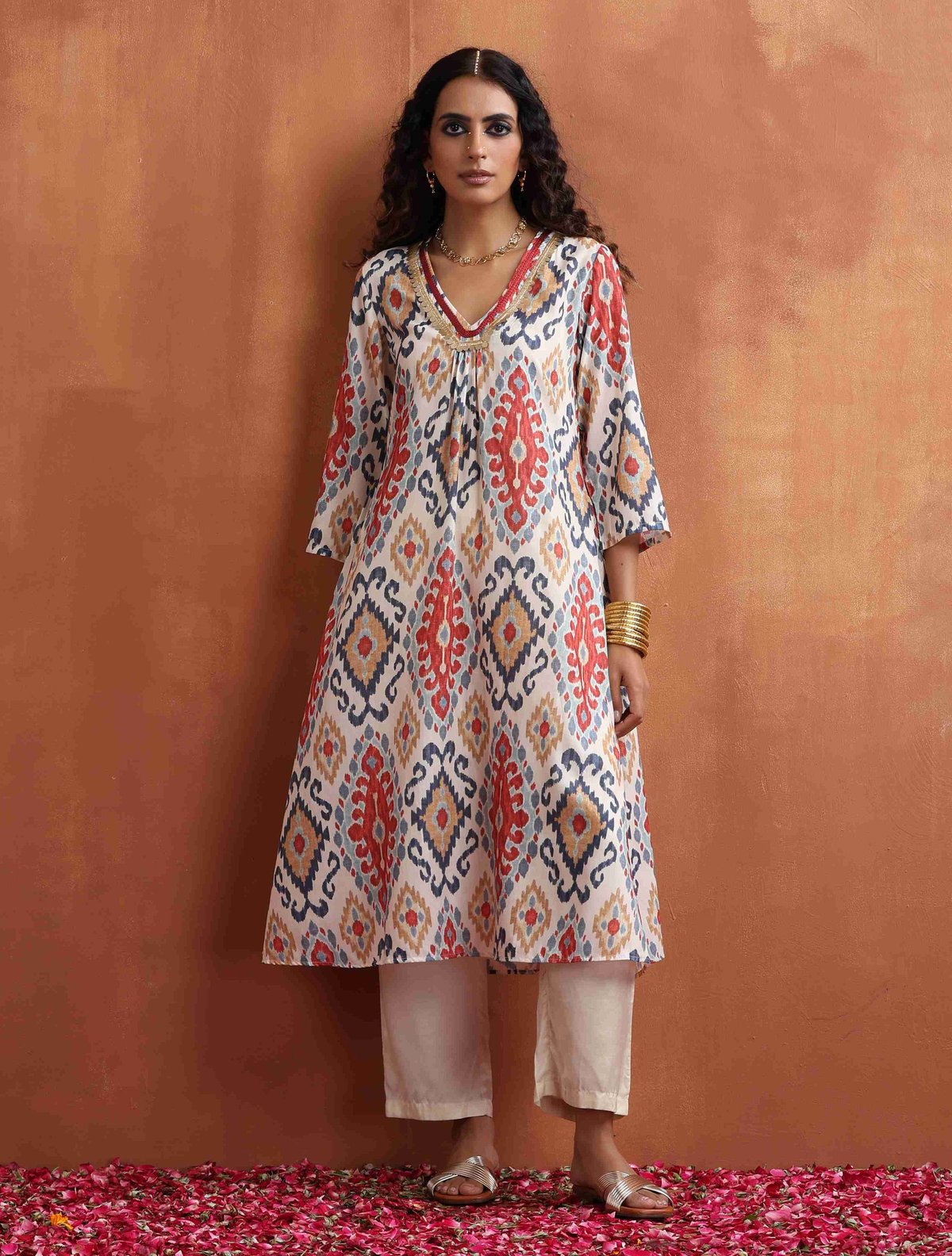 Off White Ikat Print Kurta Set