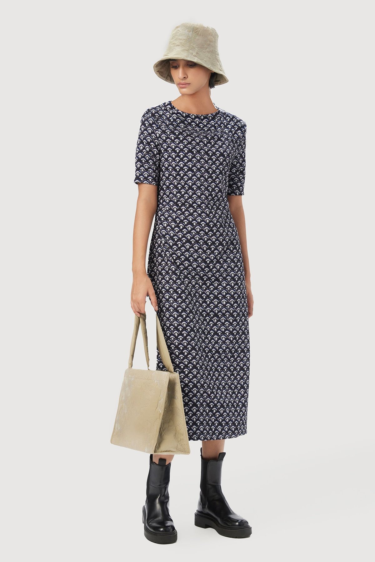 Blue Scallop Print Slim Fit Jersey Midi Dress
