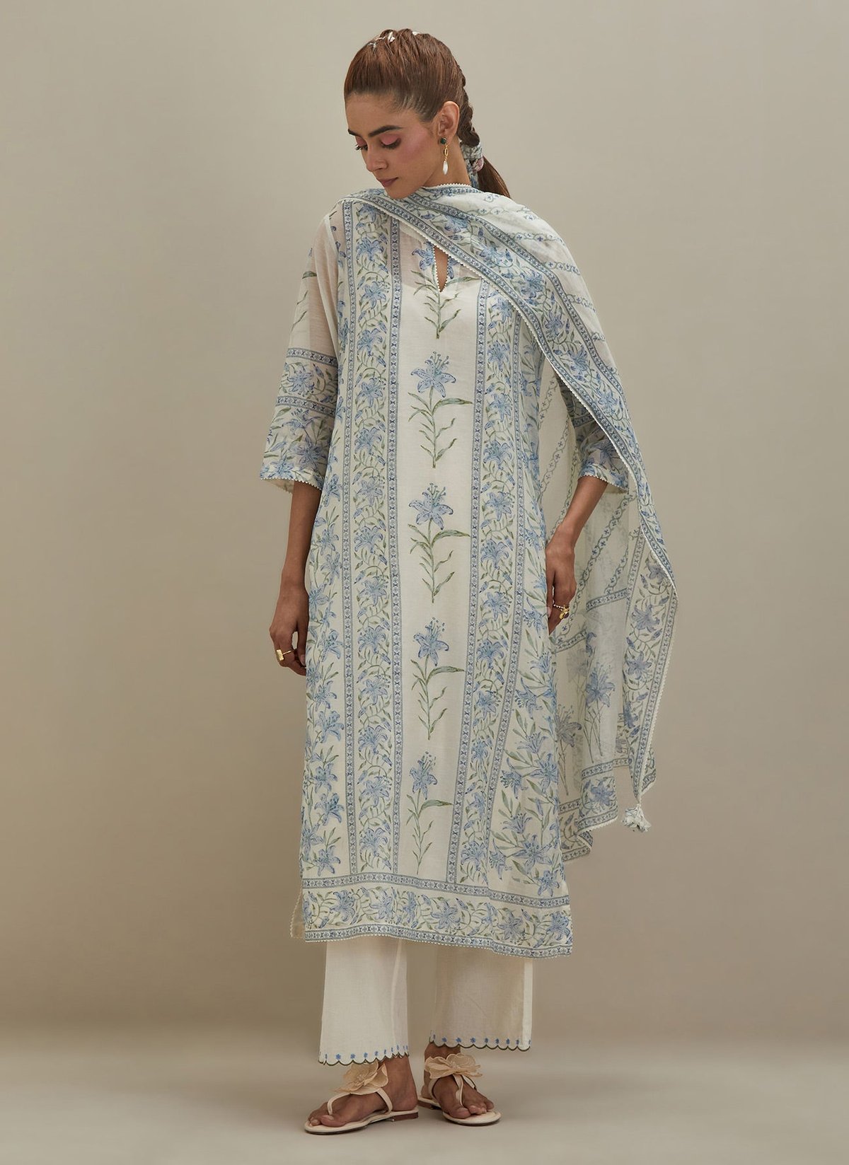 Off White Chanderi Kurta & Pants With Block Print