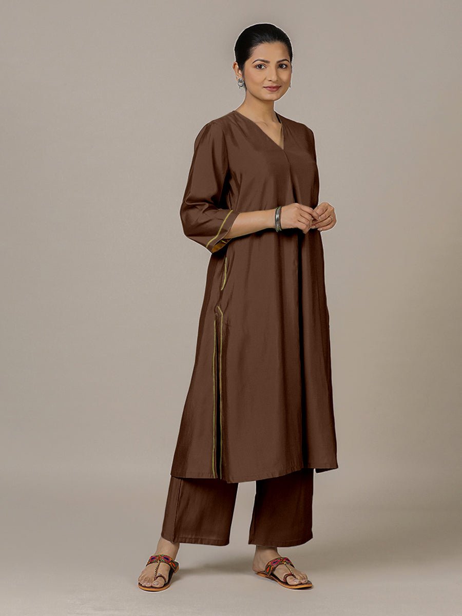 Alisha Rozaana Kurta
