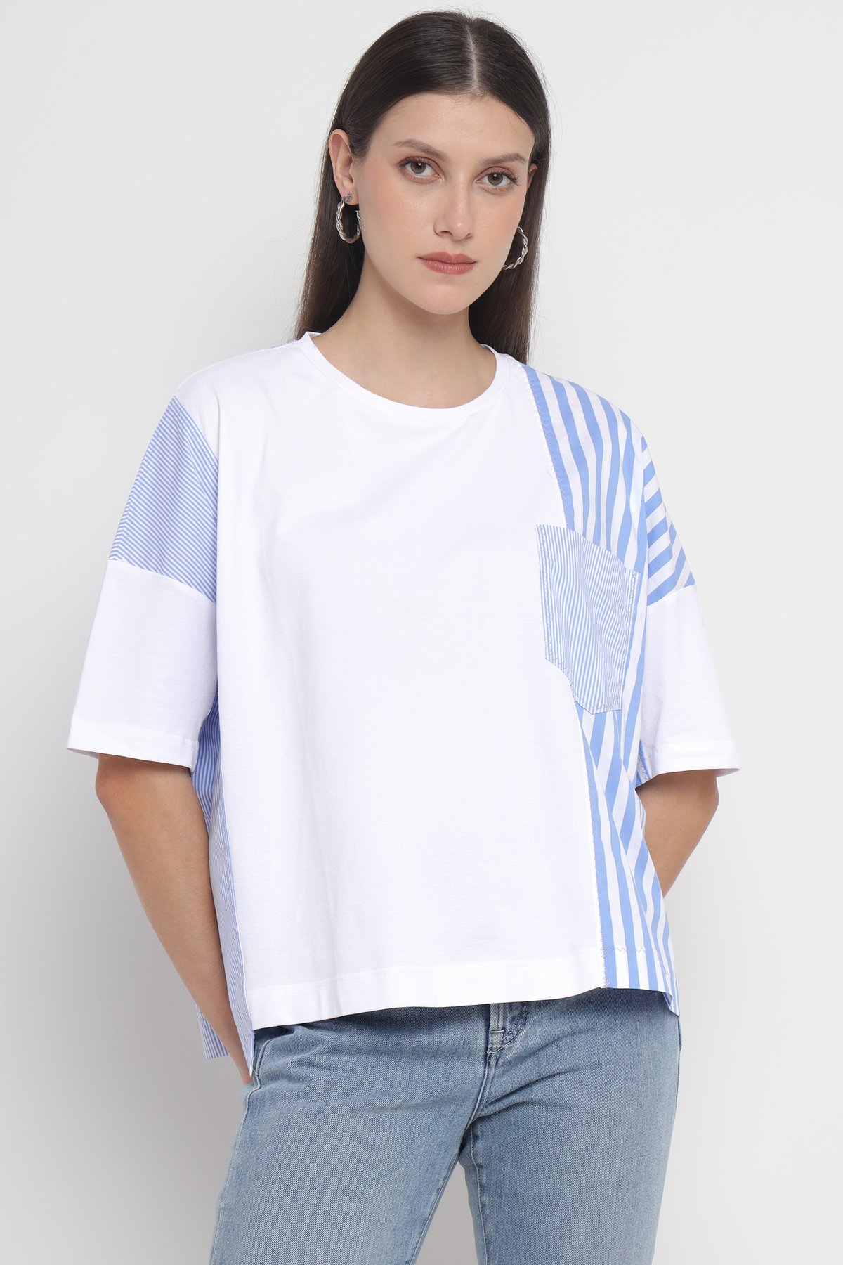 White/Light Blue Colorblock Oversized Stripe Panel Tee