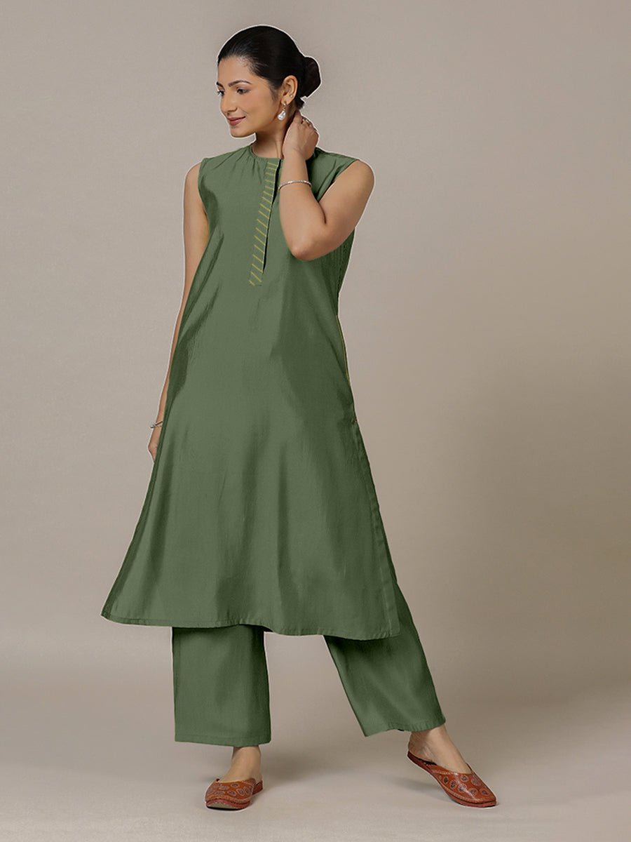 Adah Rozaana Kurta