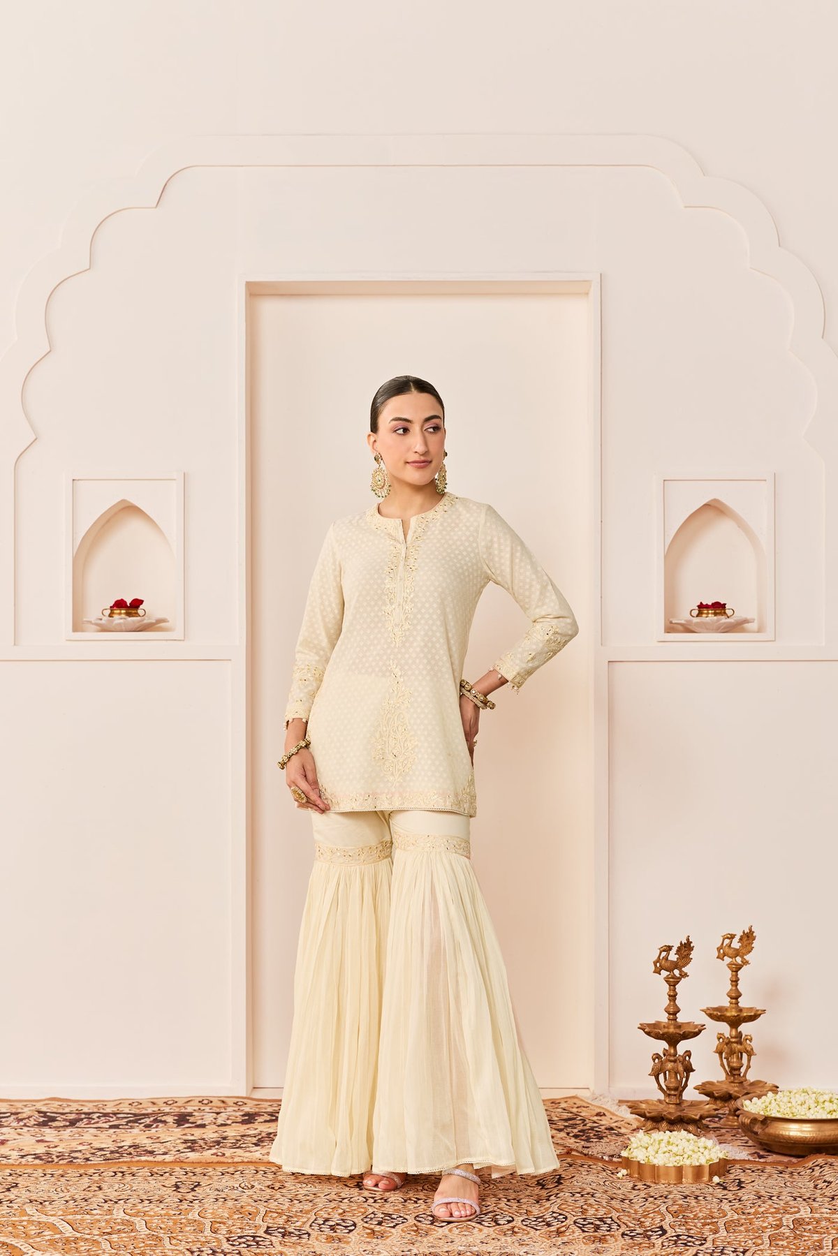YASNEEN - SHORT KURTA WITH GARARA AND DUPATTA