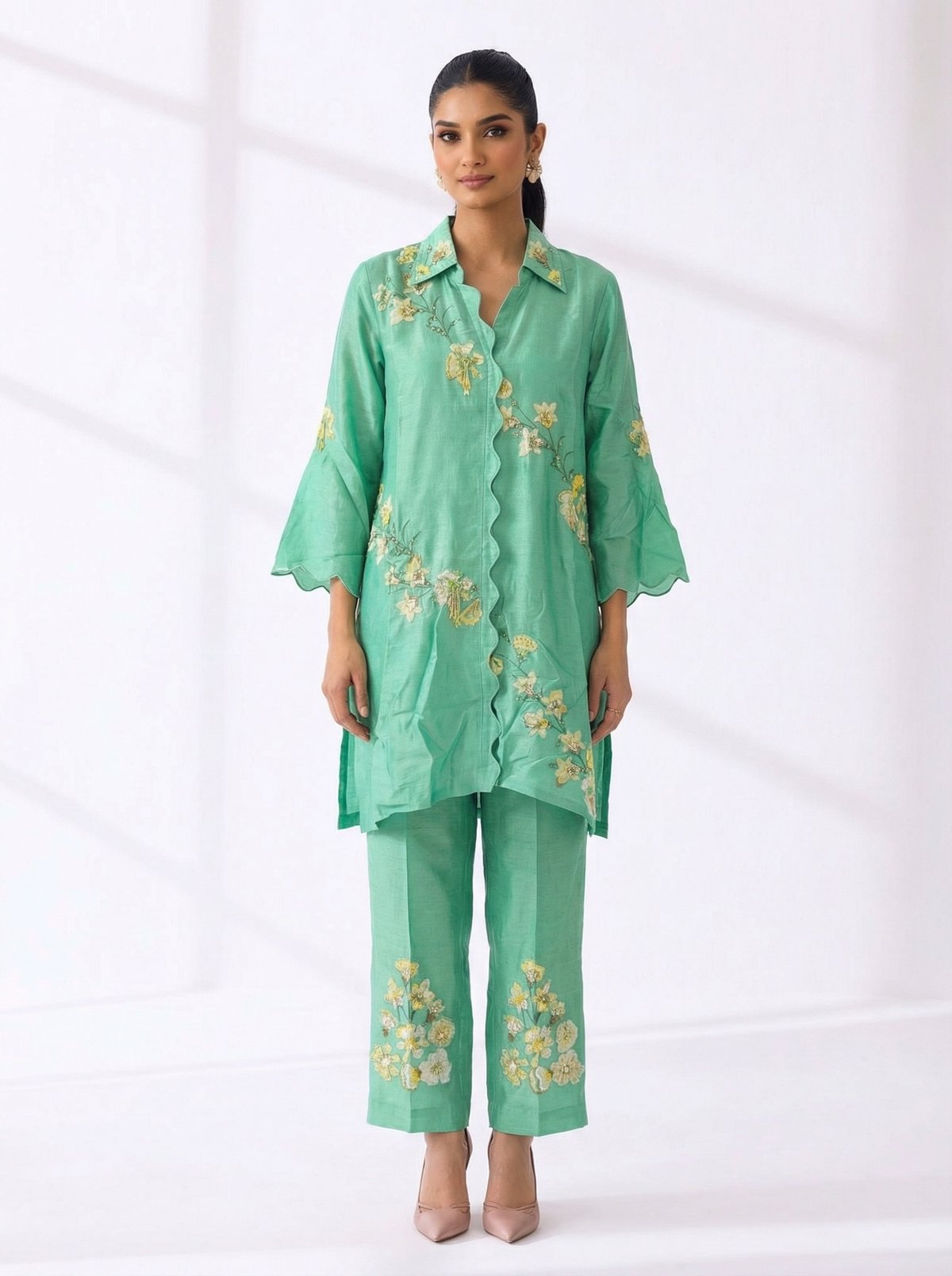 Green Bamberg Silk Embroidered Kurta Pant Co-ord Set