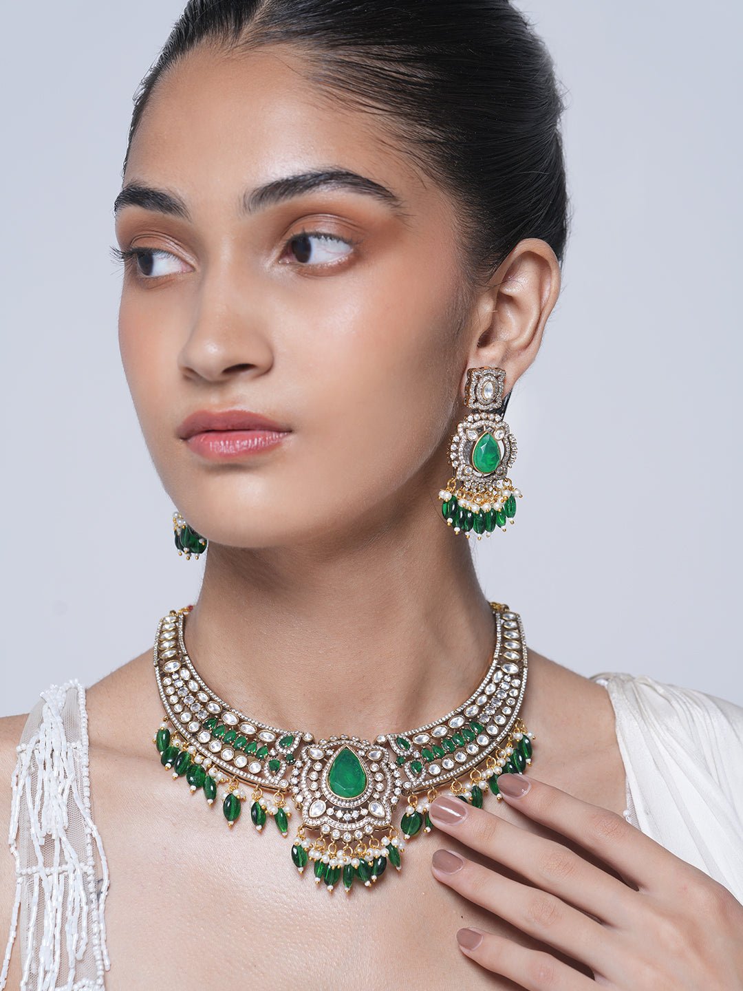 Green Designer Mehendi Polish Necklace Set
