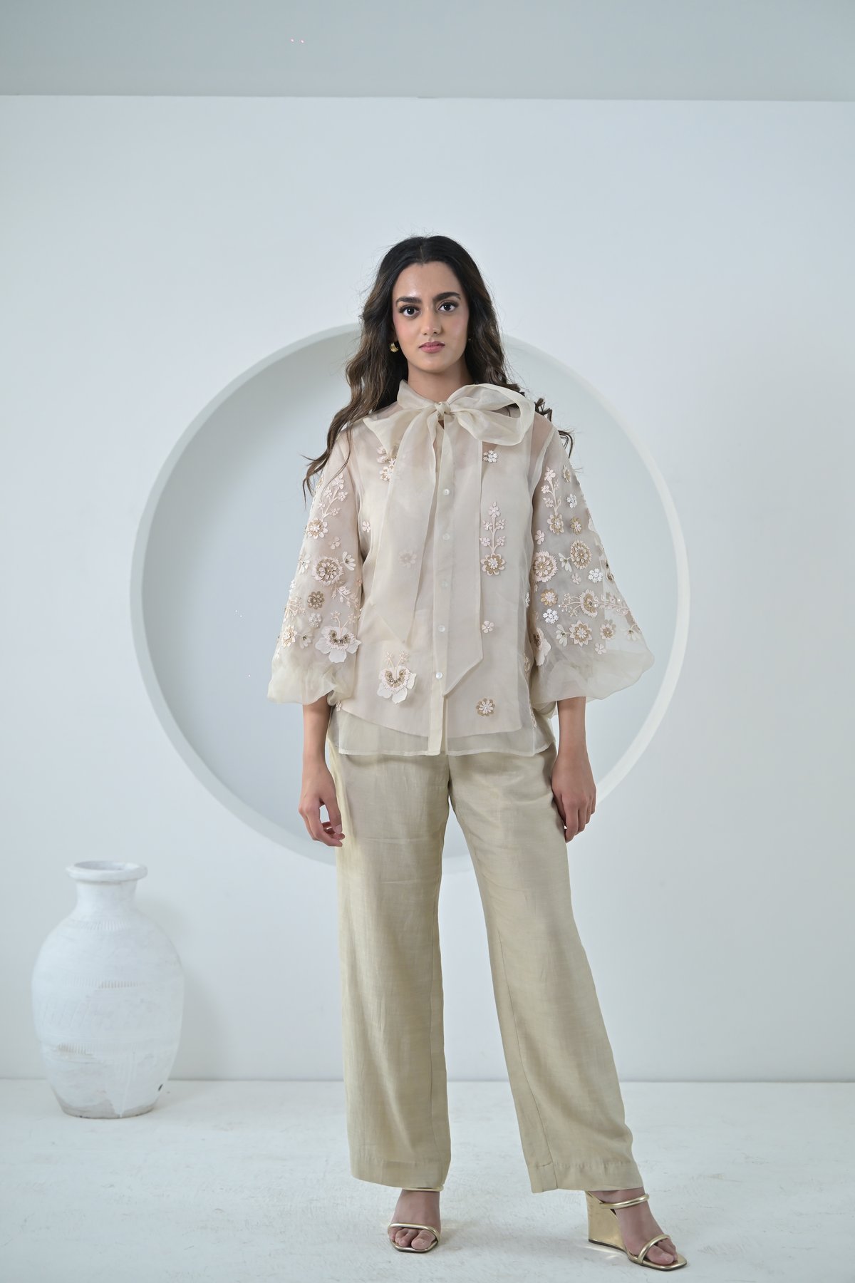 Monochrome Phool Patti Organza Tie Up Coord Set