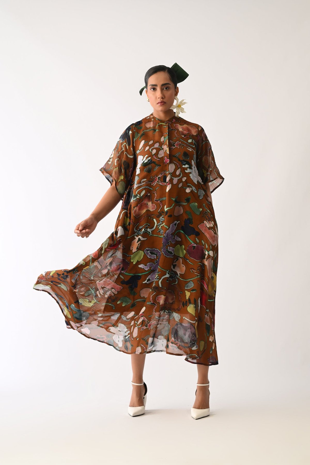 Luminia Brown Overlay Set
