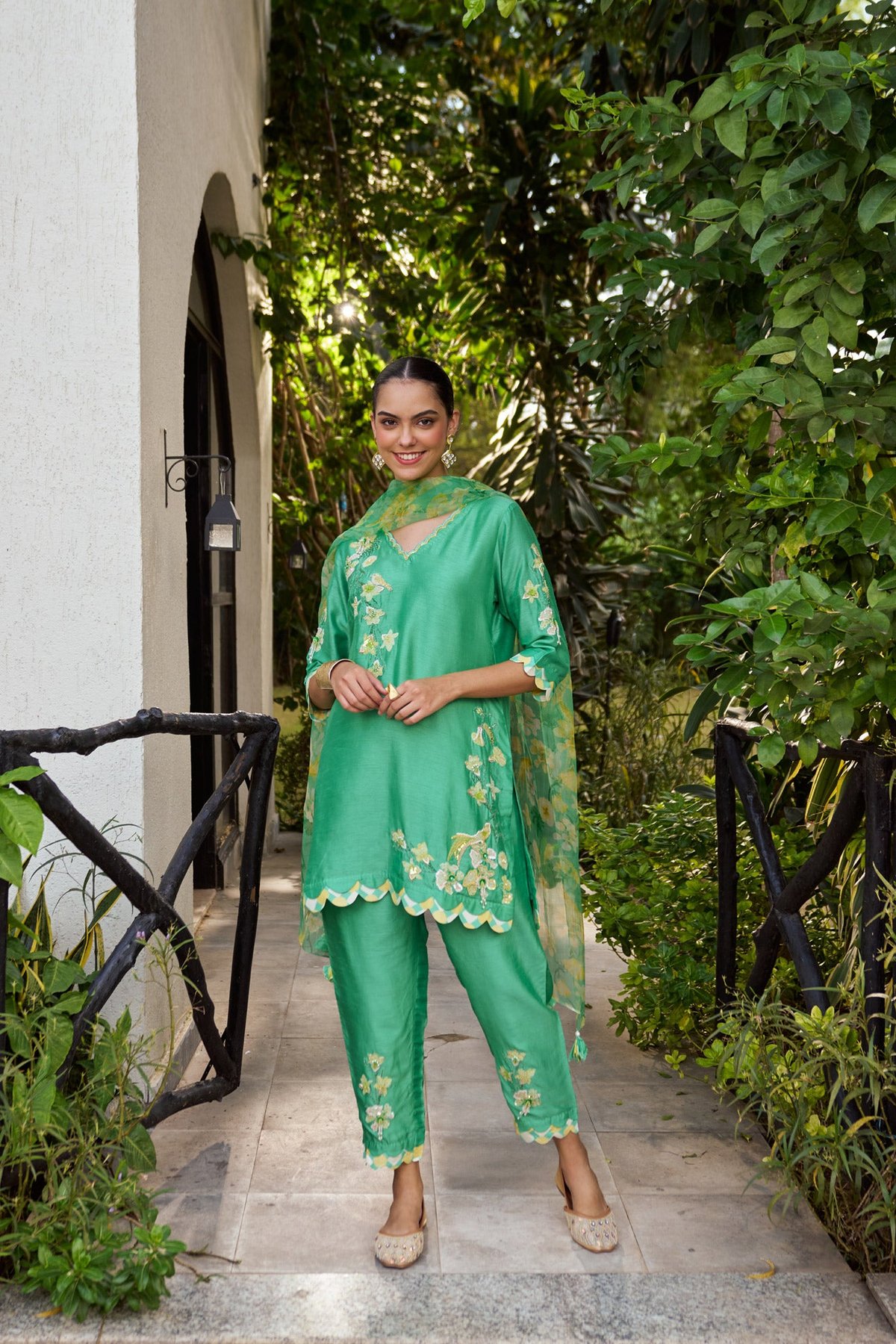 Green Applique Straight Kurta Set With Sheer Dupatta