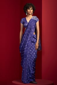 Saree with Unstitched blouse