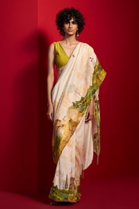 Saree with Unstitched blouse