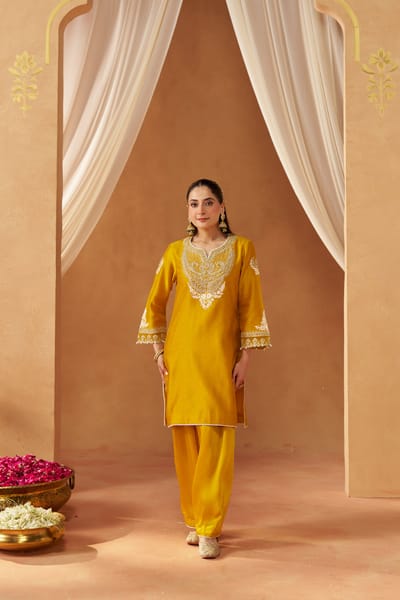 Ashira- Kurta With Salwar