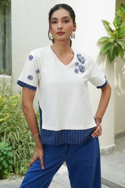 Cream Cotton V-Neck T-Shirt with Floral Appliqué Detail