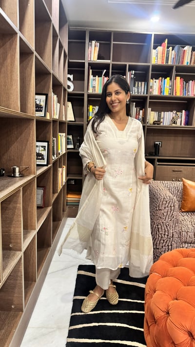 Ivory Floral Embroidered Kurta Set