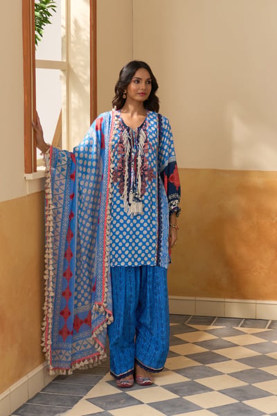 Tarini Set