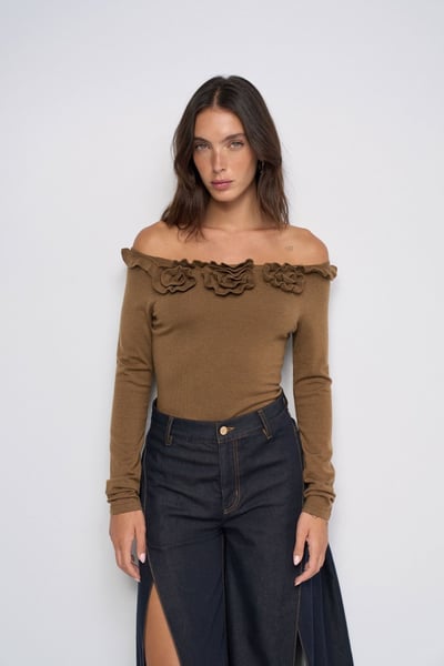 Boat Neck Sweater W/ Flowers Application