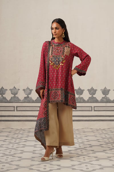 Tara Muslin Printed Embroidered Suit Set