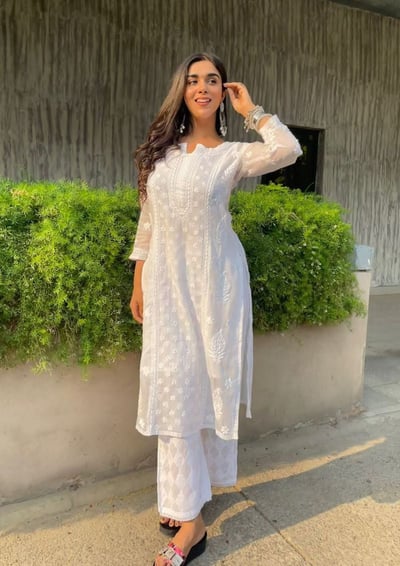 Zuela Straight Kurta with Inner