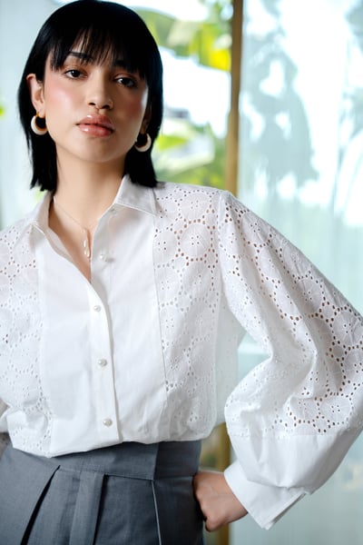 Zuri Top