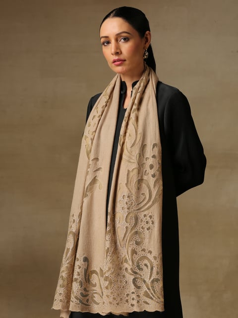 Cutwork Zaywar Stole Beige