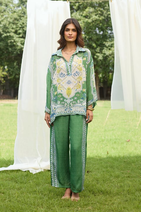 Green Abstract Printed Co-ord Set with Tunic Top and Pants