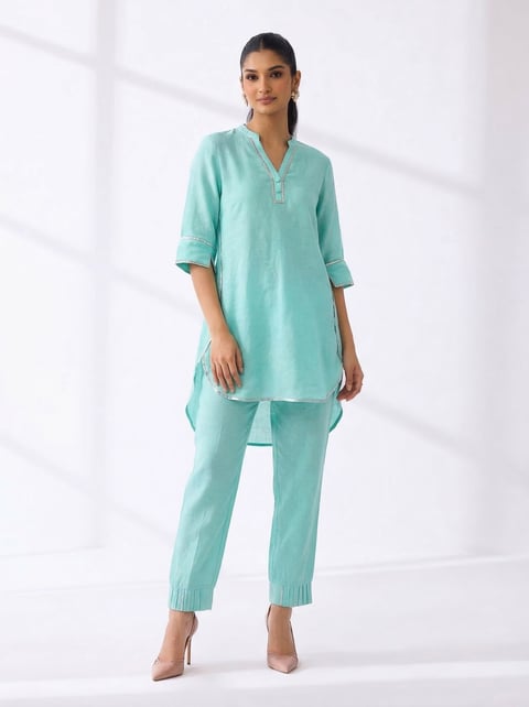 Patola Poise Kurta Set