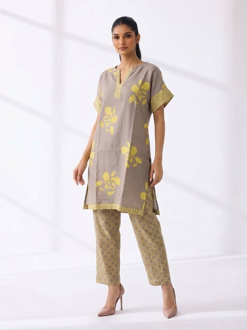 The Amaltas Kurta Set